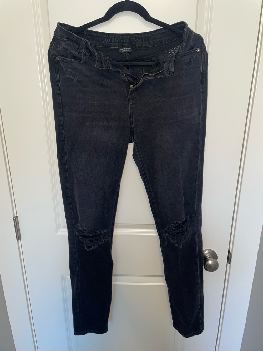 American Eagle Outfitters Black Ripped Skinny Jeans